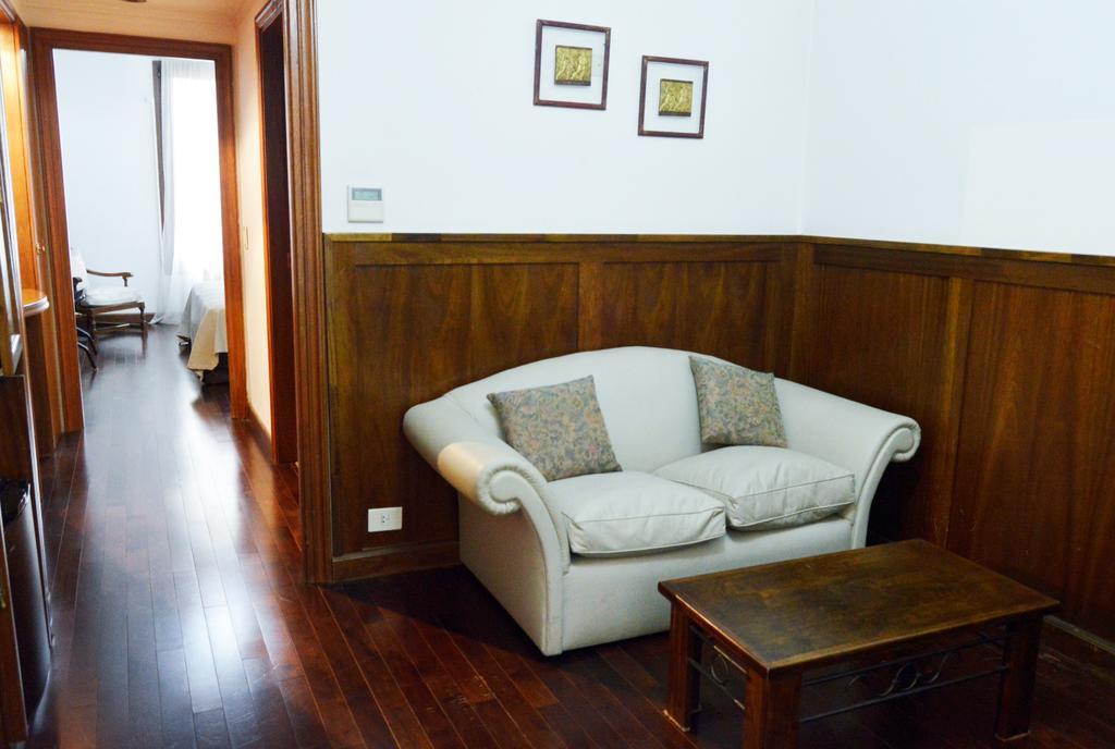 Hotel Posta Carretas Buenos Aires Phòng bức ảnh